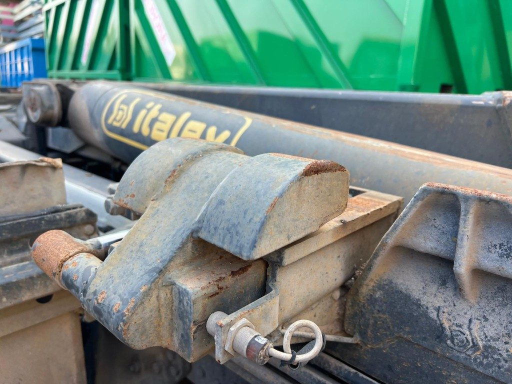 SCANIA R480 USATO SCARRABILE 6X2 - Autocarro scarrabile: foto 4 SCANIA R480 USATO SCARRABILE 6X2 - Autocarro scarrabile: foto 4