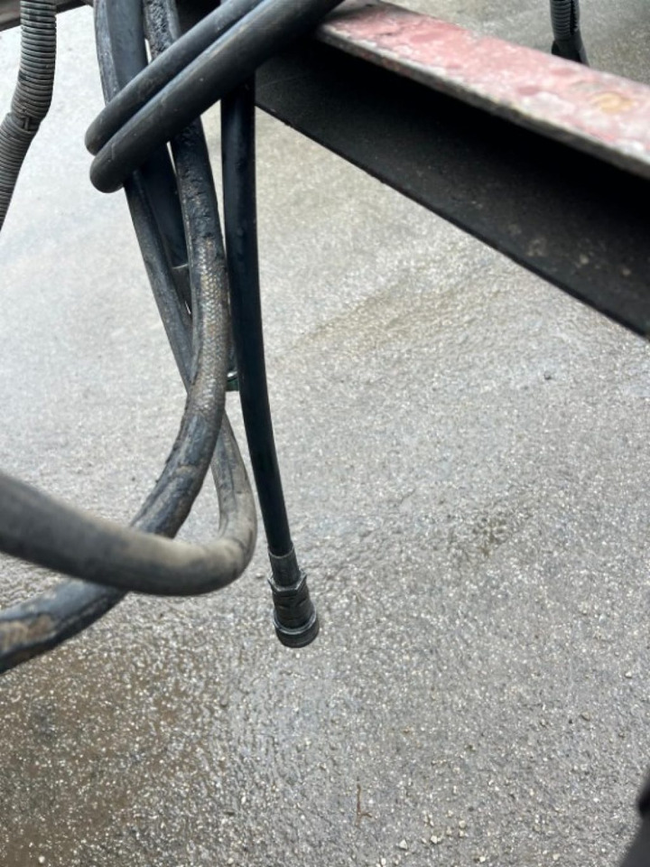 VIBERTI RIMORCHIO VIBERTI SCARRABILE PNEUMATICO - Rimorchio scarrabile/ Multibenna: foto 4 VIBERTI RIMORCHIO VIBERTI SCARRABILE PNEUMATICO - Rimorchio scarrabile/ Multibenna: foto 4