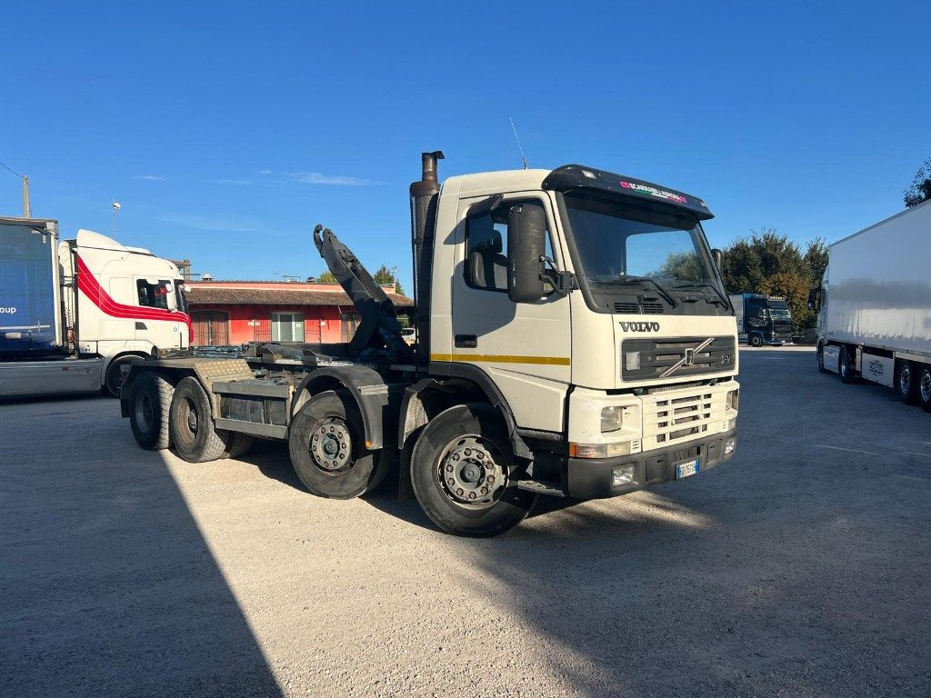 VOLVO FM12 SCARRABILE - Autocarro scarrabile: foto 5 VOLVO FM12 SCARRABILE - Autocarro scarrabile: foto 5