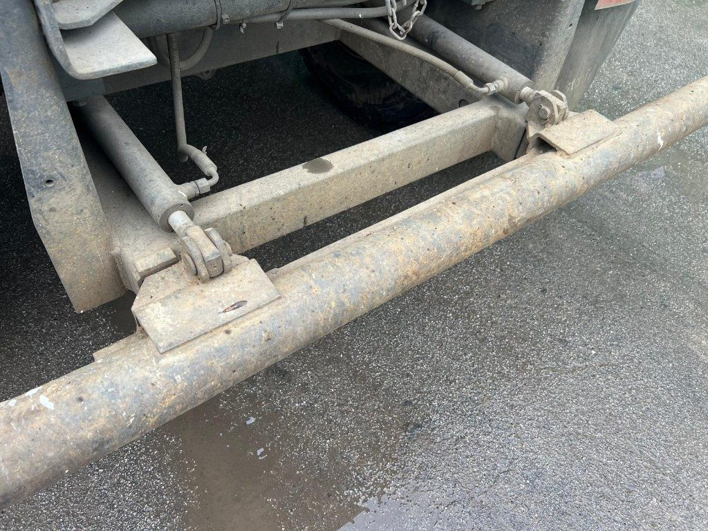 VOLVO FM460 SCARRABILE 8X4 - Autocarro scarrabile: foto 5 VOLVO FM460 SCARRABILE 8X4 - Autocarro scarrabile: foto 5