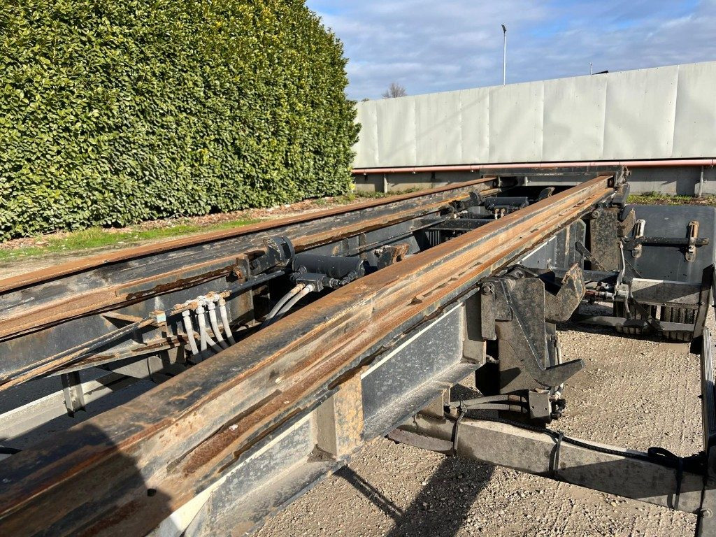ZORZI RIMORCHIO SCARRABILE ZORZI 20R070 PNEUMATICO - Rimorchio scarrabile/ Multibenna: foto 3 ZORZI RIMORCHIO SCARRABILE ZORZI 20R070 PNEUMATICO - Rimorchio scarrabile/ Multibenna: foto 3
