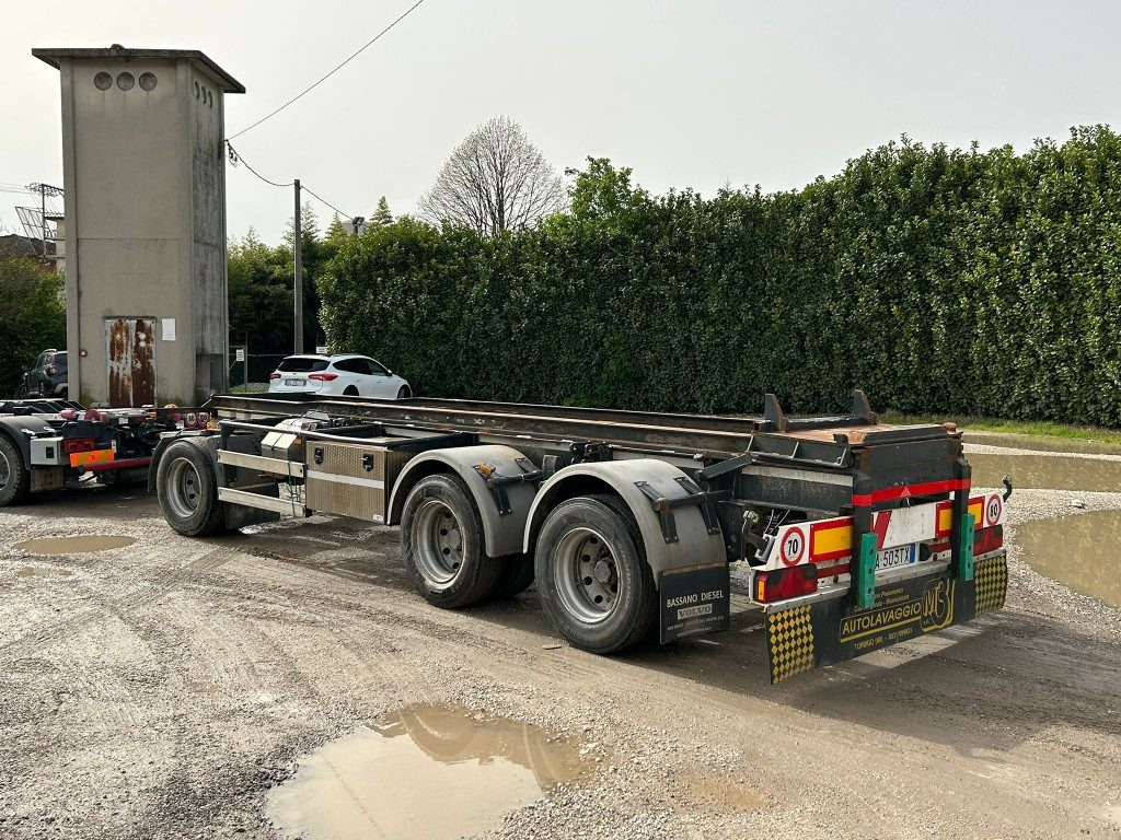 ZORZI RIMORCHIO ZORZI 26R070 SCARRABILE BALESTRATO - Rimorchio scarrabile/ Multibenna: foto 5 ZORZI RIMORCHIO ZORZI 26R070 SCARRABILE BALESTRATO - Rimorchio scarrabile/ Multibenna: foto 5