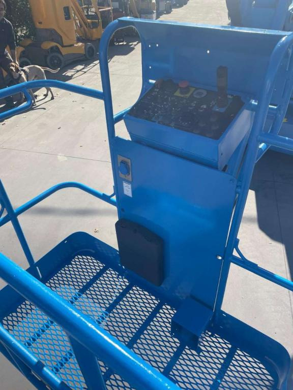 Piattaforma articolata Genie Z34/22N: foto 11 Piattaforma articolata Genie Z34/22N: foto 11