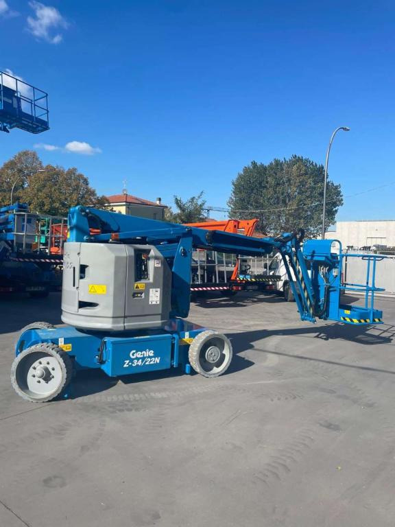 Piattaforma articolata Genie Z34/22N: foto 6 Piattaforma articolata Genie Z34/22N: foto 6