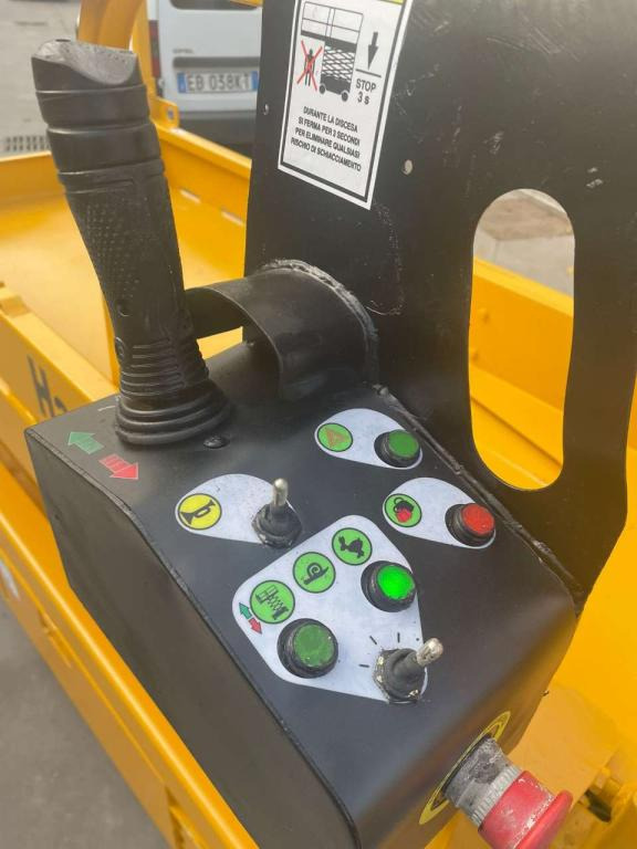 Haulotte OPTIMUM 8 - Piattaforma a pantografo: foto 2 Haulotte OPTIMUM 8 - Piattaforma a pantografo: foto 2