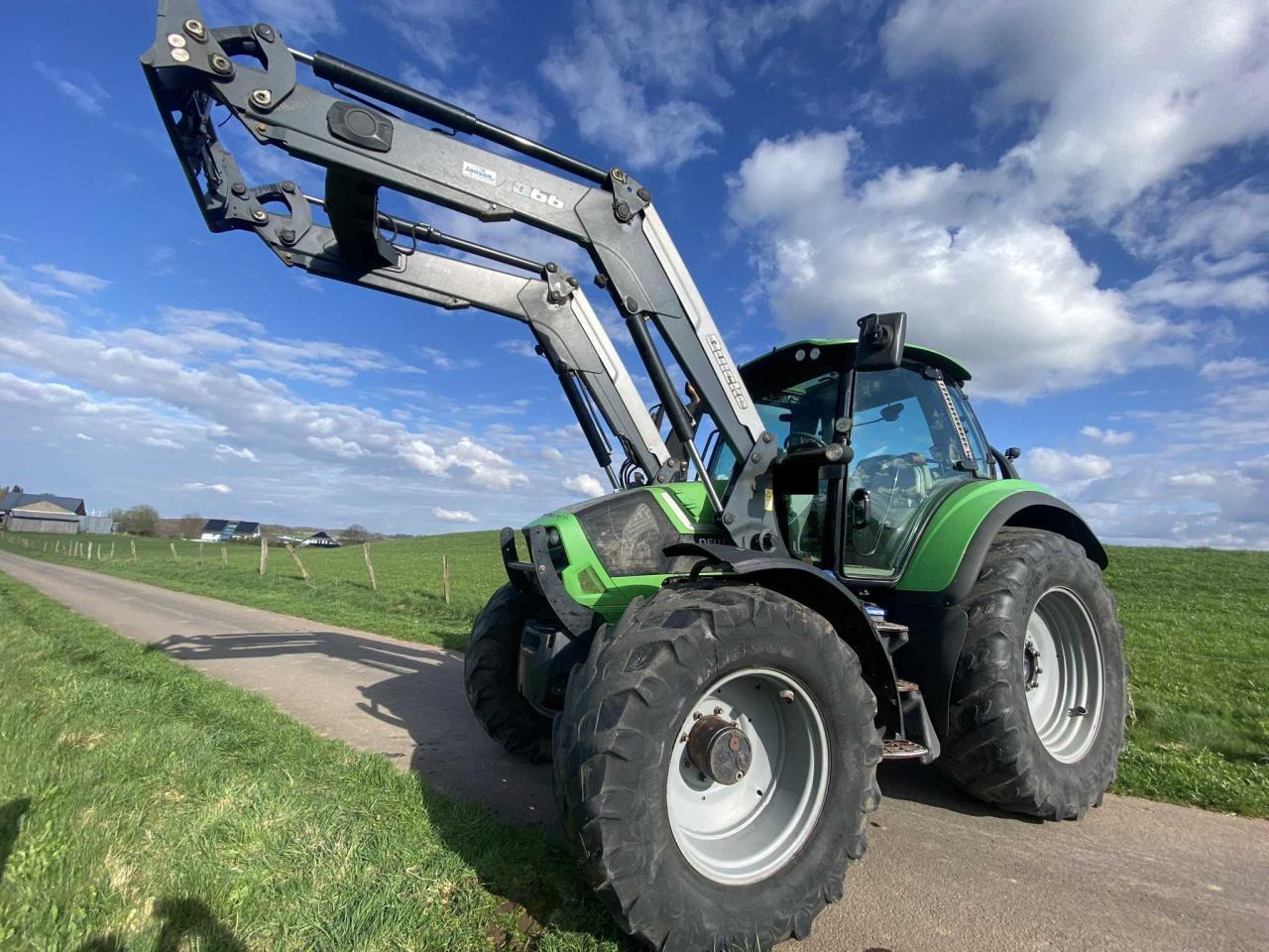 Deutz-Fahr 6150.4 Agrotron TTV - Trattore: foto 3 Deutz-Fahr 6150.4 Agrotron TTV - Trattore: foto 3
