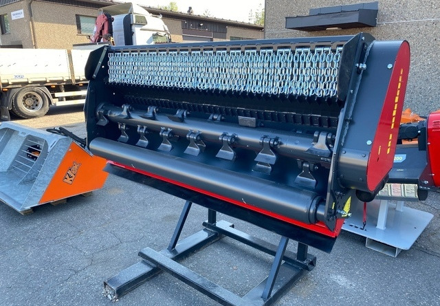 Seppi MH7 ja SMO-H3-125 - Trincia a martelli: foto 1 Seppi MH7 ja SMO-H3-125 - Trincia a martelli: foto 1