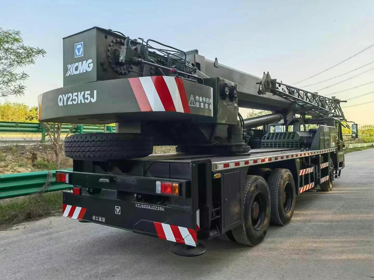 XCMG QY25K5-1 25 ton truck crane - Autogru: foto 4 XCMG QY25K5-1 25 ton truck crane - Autogru: foto 4