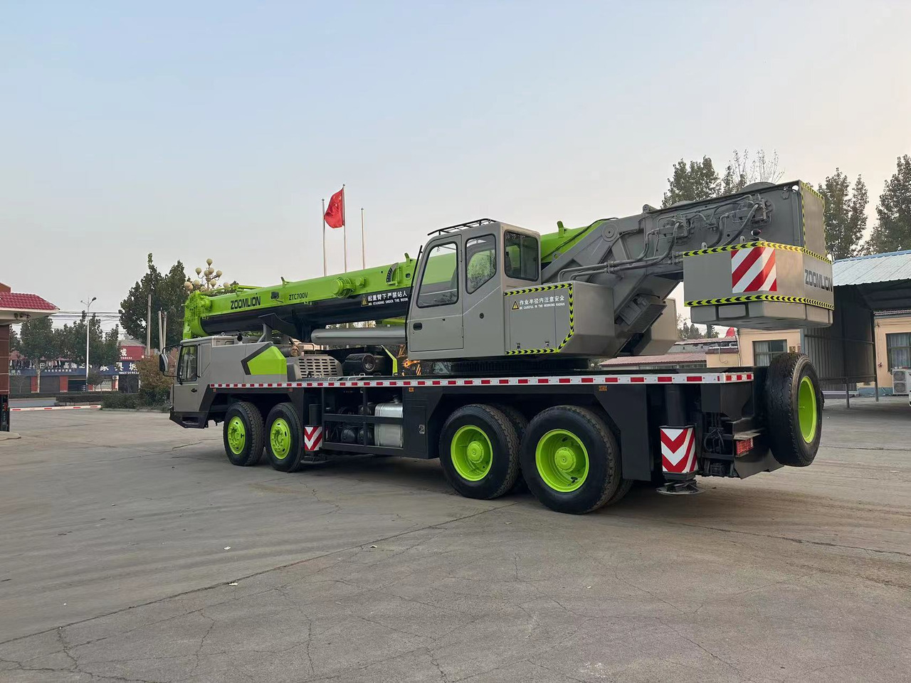 ZOOMLION QY70V ZTC700V 70 ton 50 ton 60 ton 80 ton 90 ton 100 ton truck crane - Autogru: foto 2 ZOOMLION QY70V ZTC700V 70 ton 50 ton 60 ton 80 ton 90 ton 100 ton truck crane - Autogru: foto 2