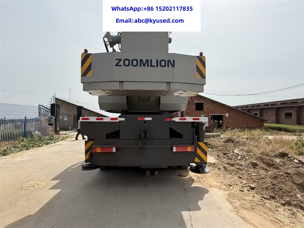 ZOOMLION ZTC700V QY70V 50Ton 70ton truck crane - Autogru: foto 5 ZOOMLION ZTC700V QY70V 50Ton 70ton truck crane - Autogru: foto 5
