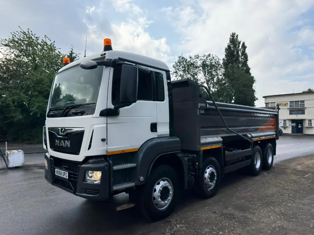Leasing di  MAN TGS 35.420 8x4 Tipper (UFG) MAN TGS 35.420 8x4 Tipper (UFG): foto 13