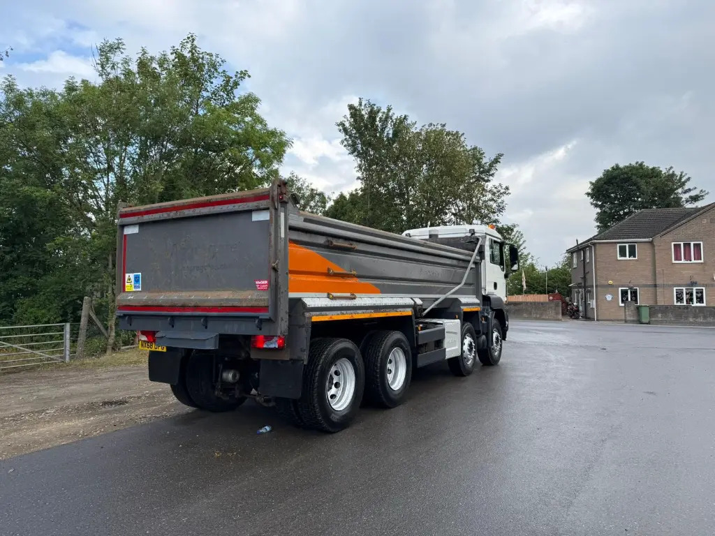 MAN TGS 35.420 8x4 Tipper (UFG) - Autocarro ribaltabile: foto 2 MAN TGS 35.420 8x4 Tipper (UFG) - Autocarro ribaltabile: foto 2