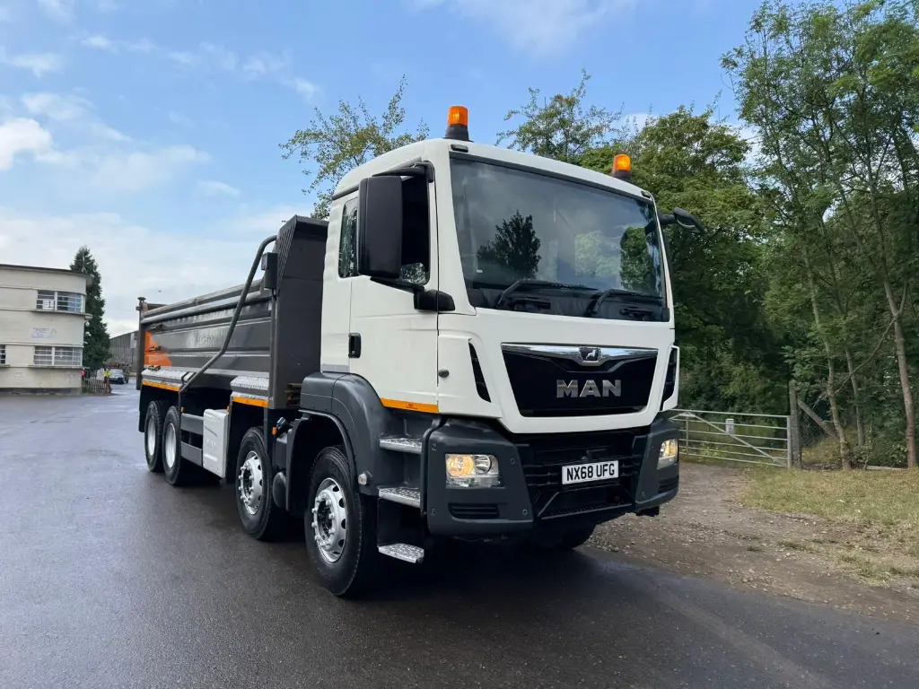 MAN TGS 35.420 8x4 Tipper (UFG) - Autocarro ribaltabile: foto 5 MAN TGS 35.420 8x4 Tipper (UFG) - Autocarro ribaltabile: foto 5