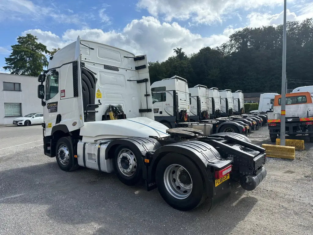 Renault T 460 (EJF) - Trattore stradale: foto 4 Renault T 460 (EJF) - Trattore stradale: foto 4