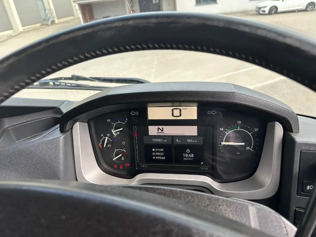 Trattore stradale Renault T 480 (NLF): foto 15