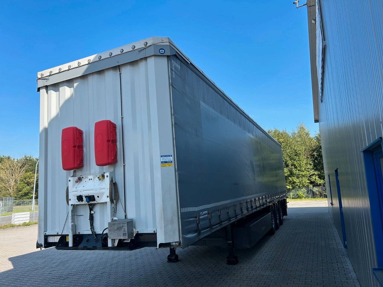 Krone SDP27 | Liftachse, Palettenkasten, Iceprotect - Semirimorchio centinato: foto 3 Krone SDP27 | Liftachse, Palettenkasten, Iceprotect - Semirimorchio centinato: foto 3