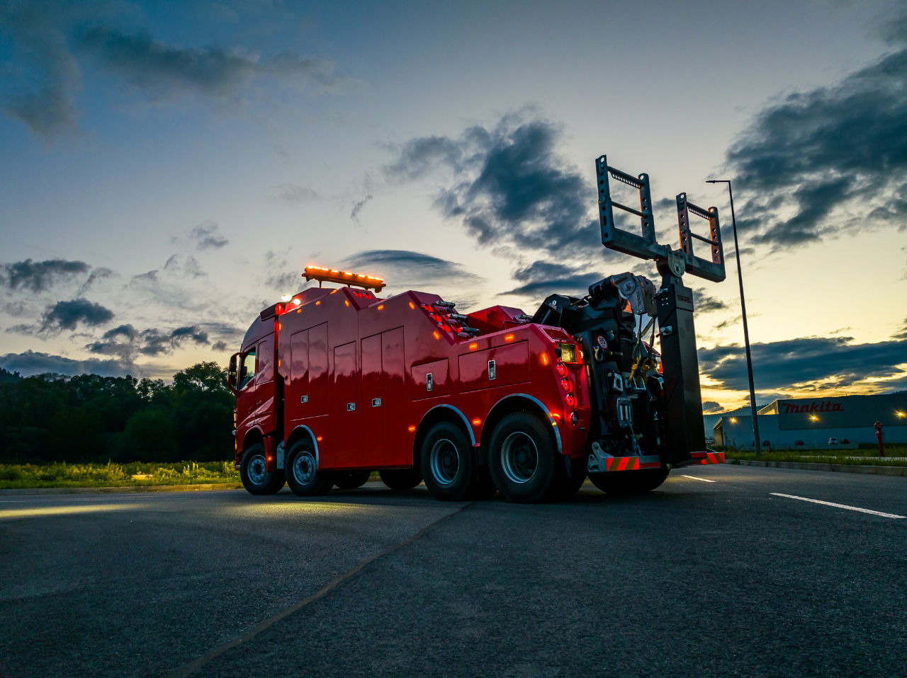 Volvo FH NEW ER4120 5 winches T-REX Volvo FH 540 8x4 WB6,0 White - Carro attrezzi: foto 4 Volvo FH NEW ER4120 5 winches T-REX Volvo FH 540 8x4 WB6,0 White - Carro attrezzi: foto 4