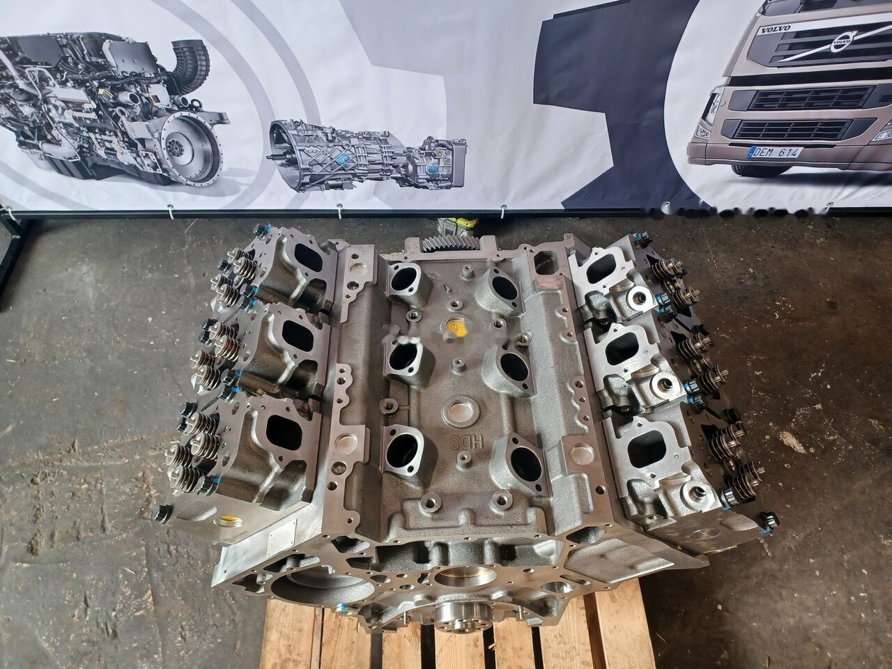 .V/3 Mercedes-Benz truck - Blocco cilindri per Camion: foto 3 .V/3 Mercedes-Benz truck - Blocco cilindri per Camion: foto 3