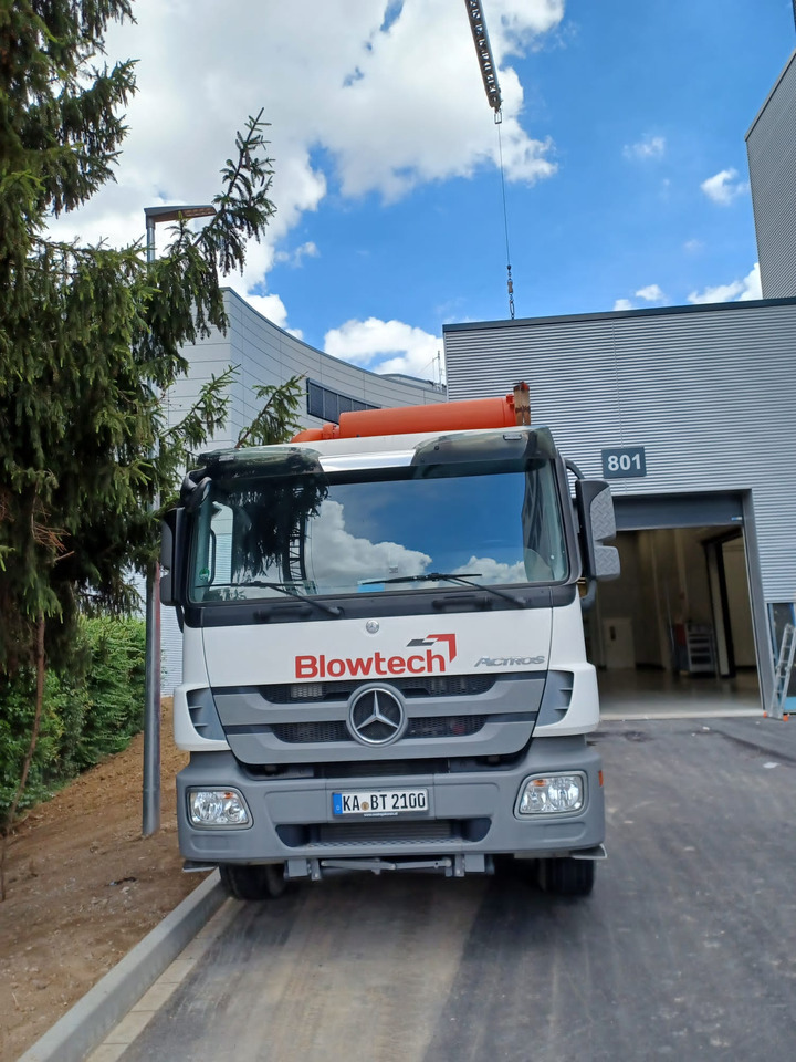 MERCEDES-BENZ Naaktgeboren Vacu-Press 8000 High-Lift V2A less km+hours! - Autospurgo: foto 5 MERCEDES-BENZ Naaktgeboren Vacu-Press 8000 High-Lift V2A less km+hours! - Autospurgo: foto 5