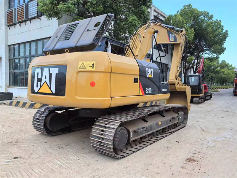 Caterpillar 320D2 - Escavatore cingolato: foto 2 Caterpillar 320D2 - Escavatore cingolato: foto 2