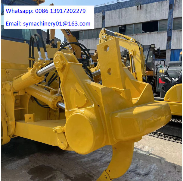 Komatsu D155A-5 - Bulldozer: foto 2 Komatsu D155A-5 - Bulldozer: foto 2