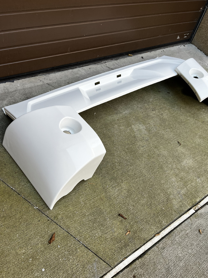 Zderzak tylny VOLVO 9500 9700 9900 VOLVO 9500 9700 9900 - Paraurto per Pullman: foto 3 Zderzak tylny VOLVO 9500 9700 9900 VOLVO 9500 9700 9900 - Paraurto per Pullman: foto 3