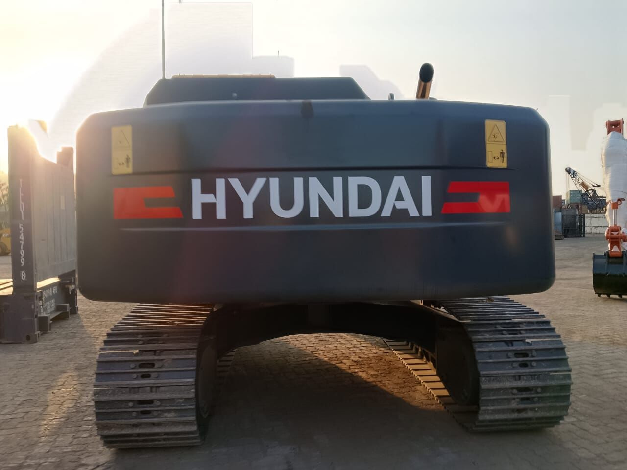 New Hyundai R215L tracked excavator - Escavatore cingolato: foto 5 New Hyundai R215L tracked excavator - Escavatore cingolato: foto 5