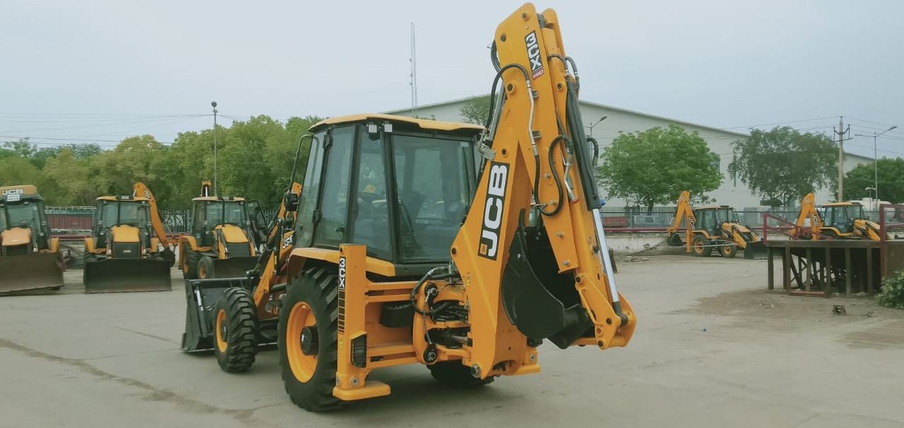 Terna nuovo New JCB 3CX backhoe loader: foto 13