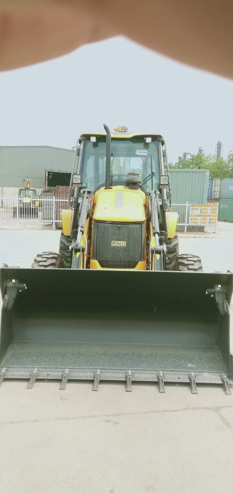 Terna nuovo New JCB 3CX backhoe loader: foto 10