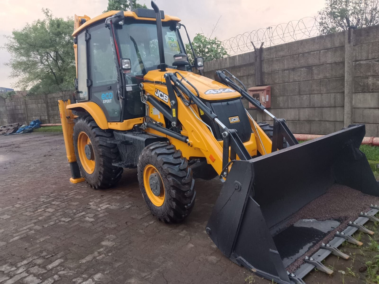 New JCB 3DX backhoe loader - Terna: foto 2 New JCB 3DX backhoe loader - Terna: foto 2