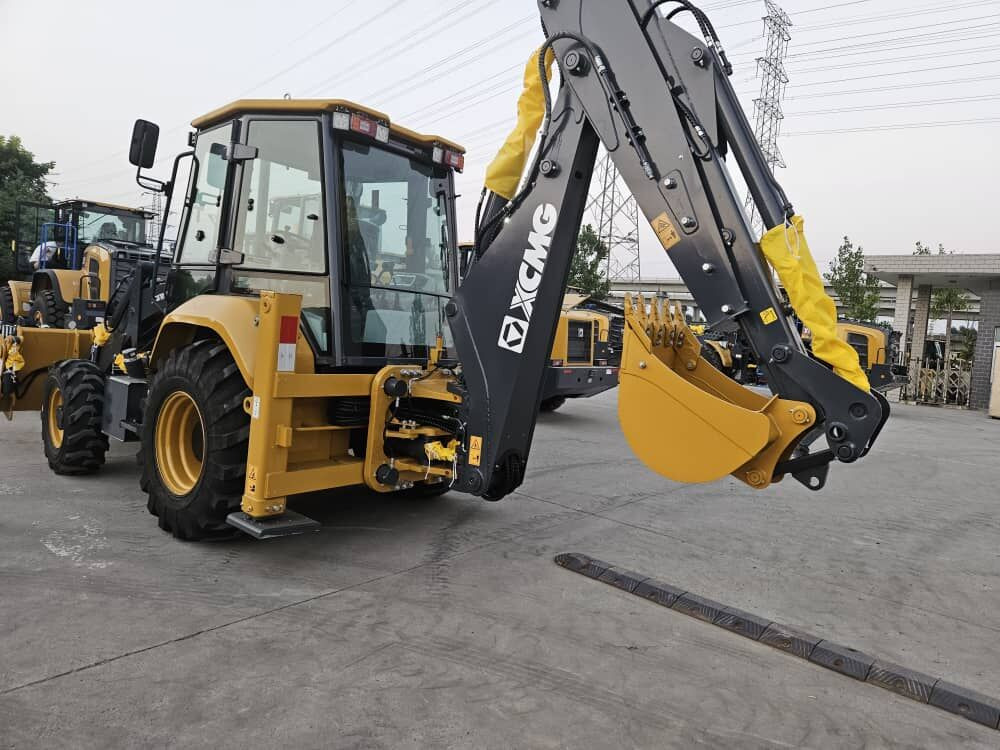 New XCMG XC870HK backhoe loader - Terna: foto 2 New XCMG XC870HK backhoe loader - Terna: foto 2