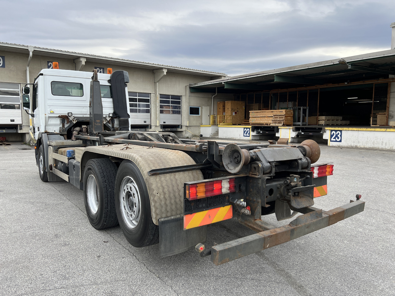 MERCEDES-BENZ Actros 25 41 | Retarder | Kupplung | Differenzial | Liftachse - Autocarro scarrabile: foto 3 MERCEDES-BENZ Actros 25 41 | Retarder | Kupplung | Differenzial | Liftachse - Autocarro scarrabile: foto 3