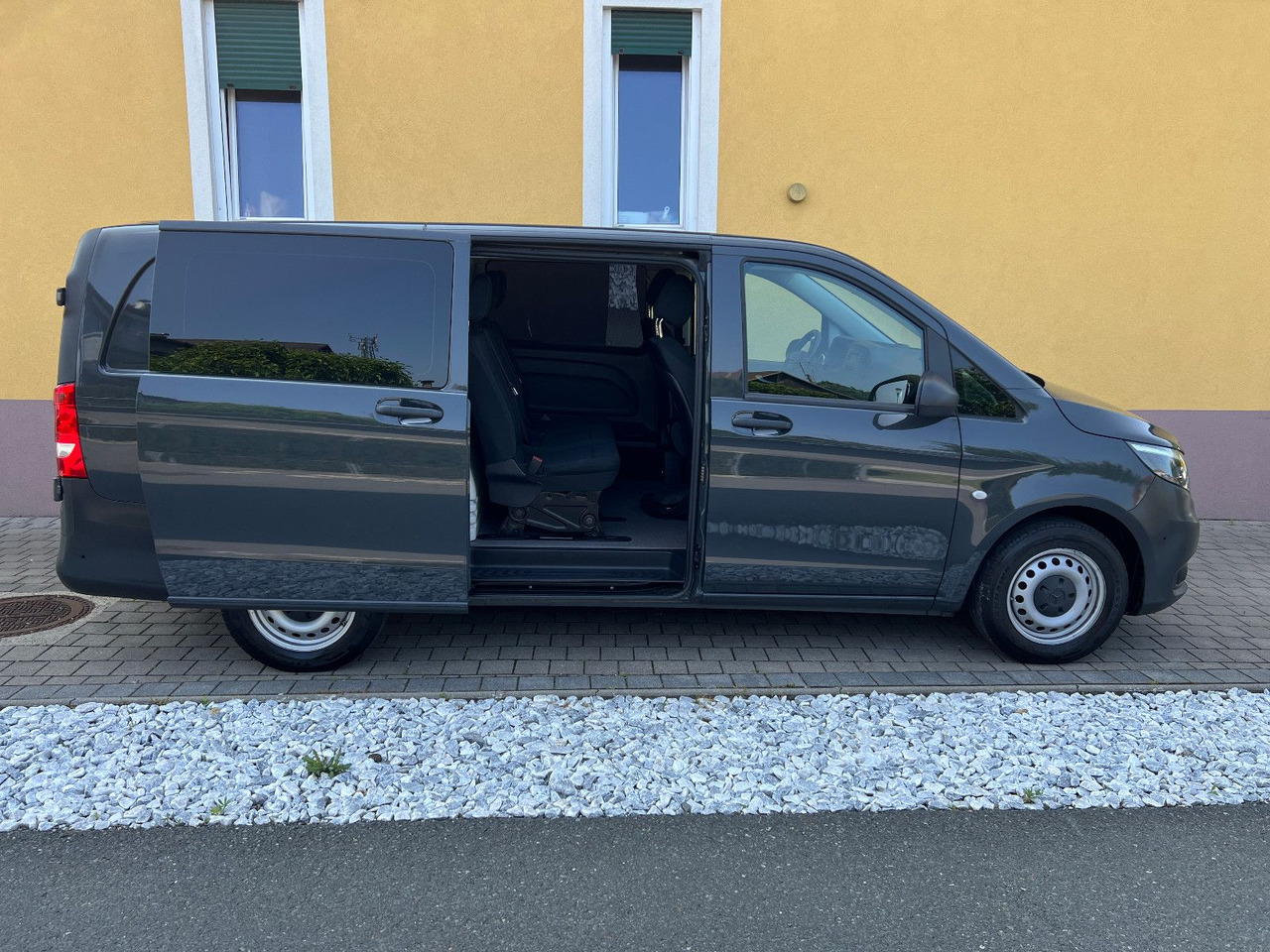 Mercedes-Benz Vito 114 lang | Klima | Schiebetür | Tempomat - Furgone doppia cabina: foto 4 Mercedes-Benz Vito 114 lang | Klima | Schiebetür | Tempomat - Furgone doppia cabina: foto 4