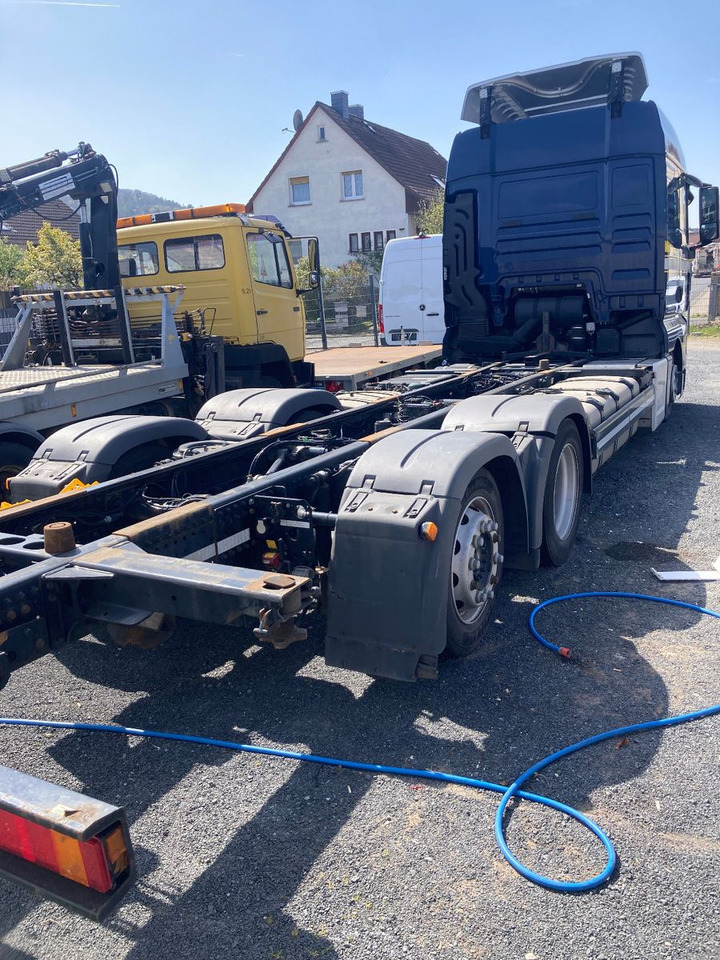 MAN TGX 26.470 Mega Ausstattung SONDERPREIS - Autocarro portacontainer/ Caisse interchangeable: foto 4 MAN TGX 26.470 Mega Ausstattung SONDERPREIS - Autocarro portacontainer/ Caisse interchangeable: foto 4
