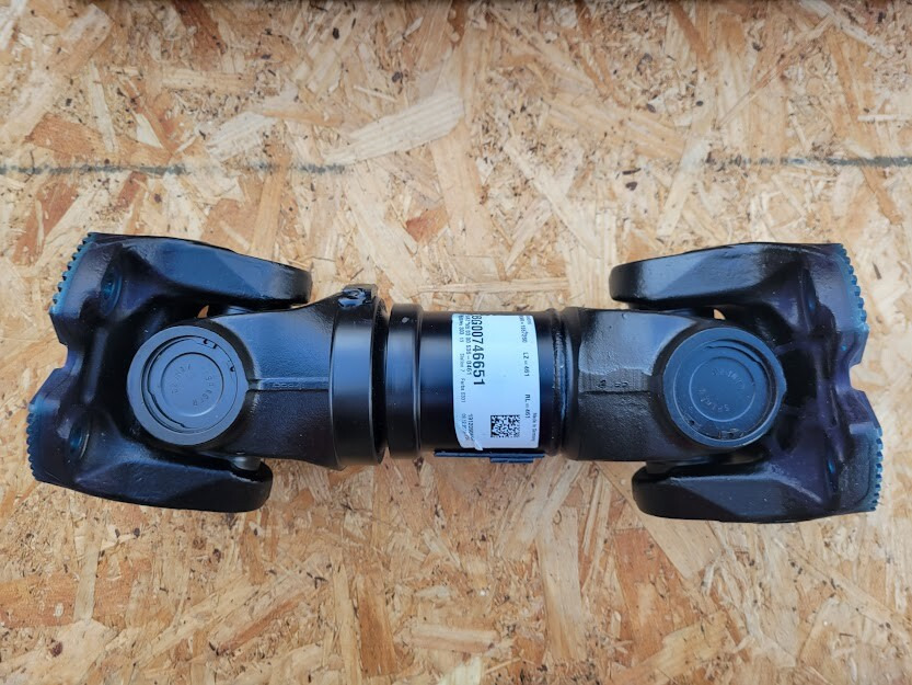 VOLVO - Semiasse: foto 1 VOLVO - Semiasse: foto 1