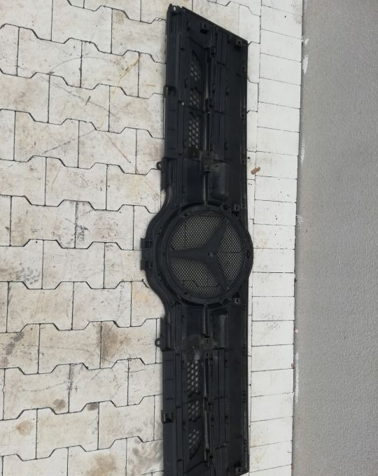 ATRAPA GRILL MERCEDES ACTROS MP4 ORYGINAŁ - Griglia radiatore per Camion: foto 4 ATRAPA GRILL MERCEDES ACTROS MP4 ORYGINAŁ - Griglia radiatore per Camion: foto 4