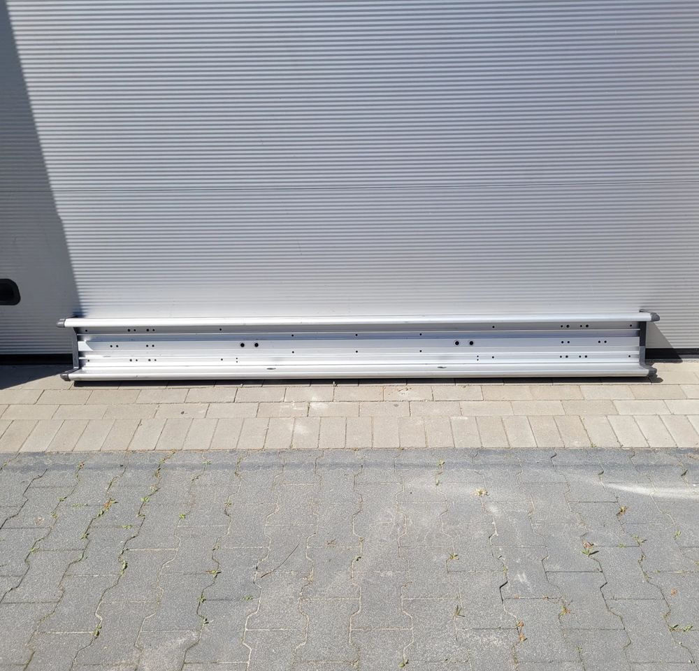 BELKA ZDERZAK SCANIA 2266598 ORYGINAŁ CHWALIM116 - Paraurto per Camion: foto 1 BELKA ZDERZAK SCANIA 2266598 ORYGINAŁ CHWALIM116 - Paraurto per Camion: foto 1