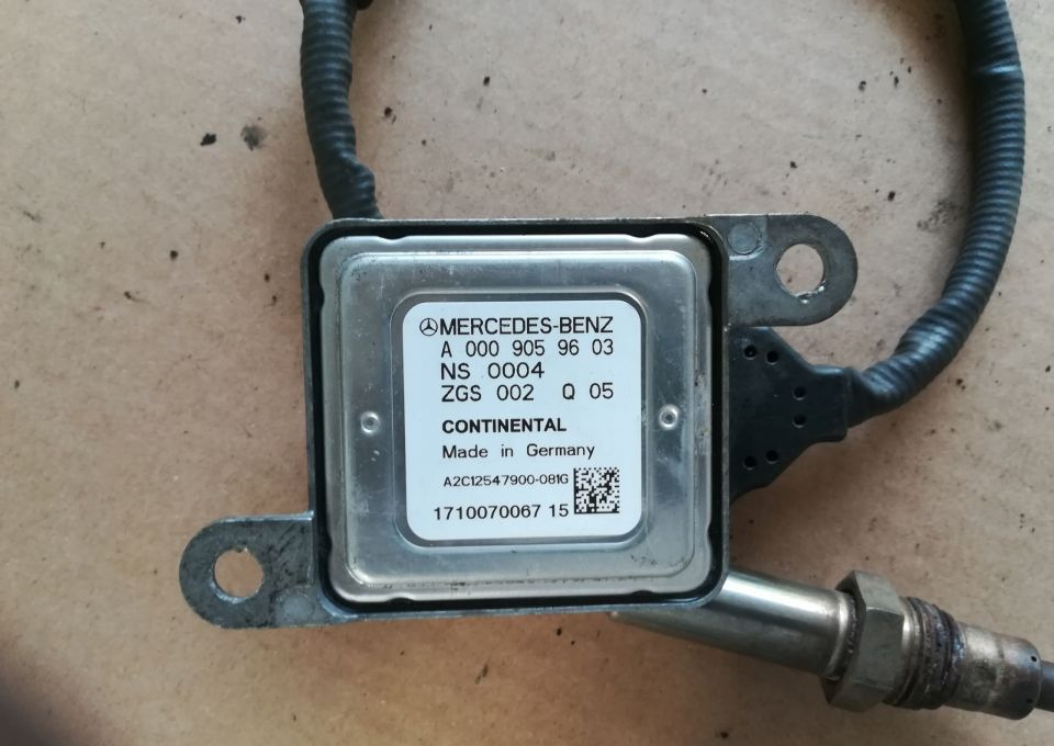 CZUJNIK NOX MERCEDES 0009059603 - Sensor: foto 1 CZUJNIK NOX MERCEDES 0009059603 - Sensor: foto 1