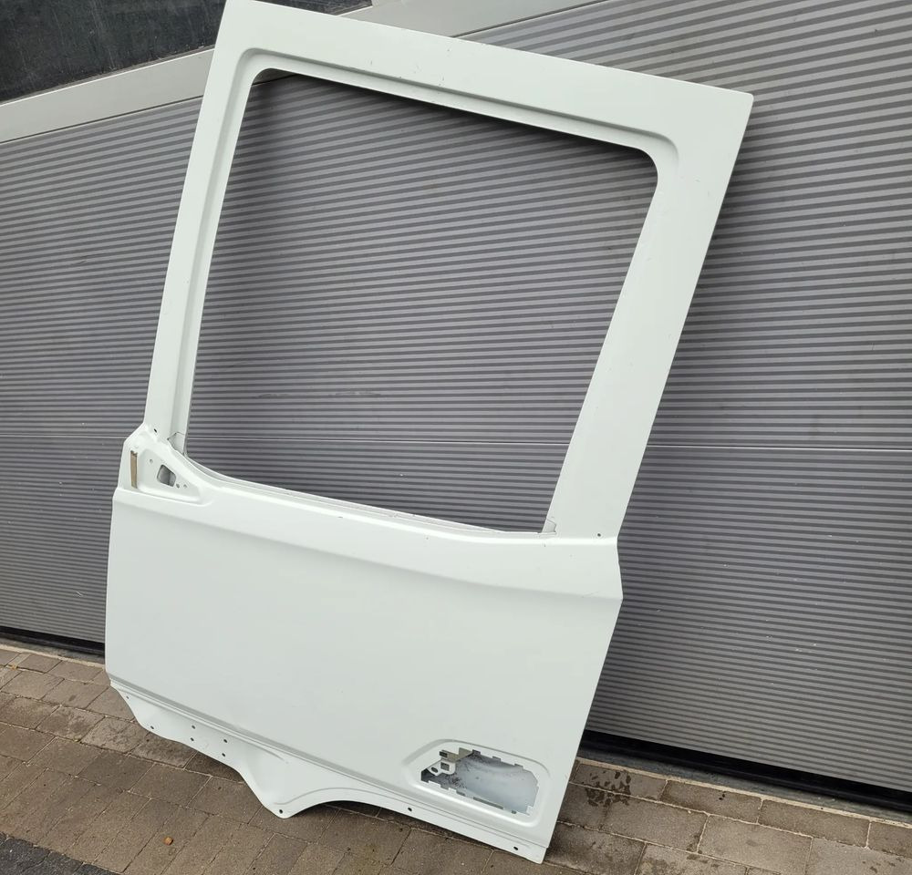 DRZWI DAF XG XG XF NM.LEWE ORYGINAŁ NIEMALOWANE CHWALIM116 - Porta e ricambi per Camion: foto 3 DRZWI DAF XG XG XF NM.LEWE ORYGINAŁ NIEMALOWANE CHWALIM116 - Porta e ricambi per Camion: foto 3
