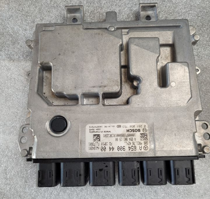 DRZWI IVECO DAILY MASTER MASCOTT PRAWE - ECU per Camion: foto 1 DRZWI IVECO DAILY MASTER MASCOTT PRAWE - ECU per Camion: foto 1