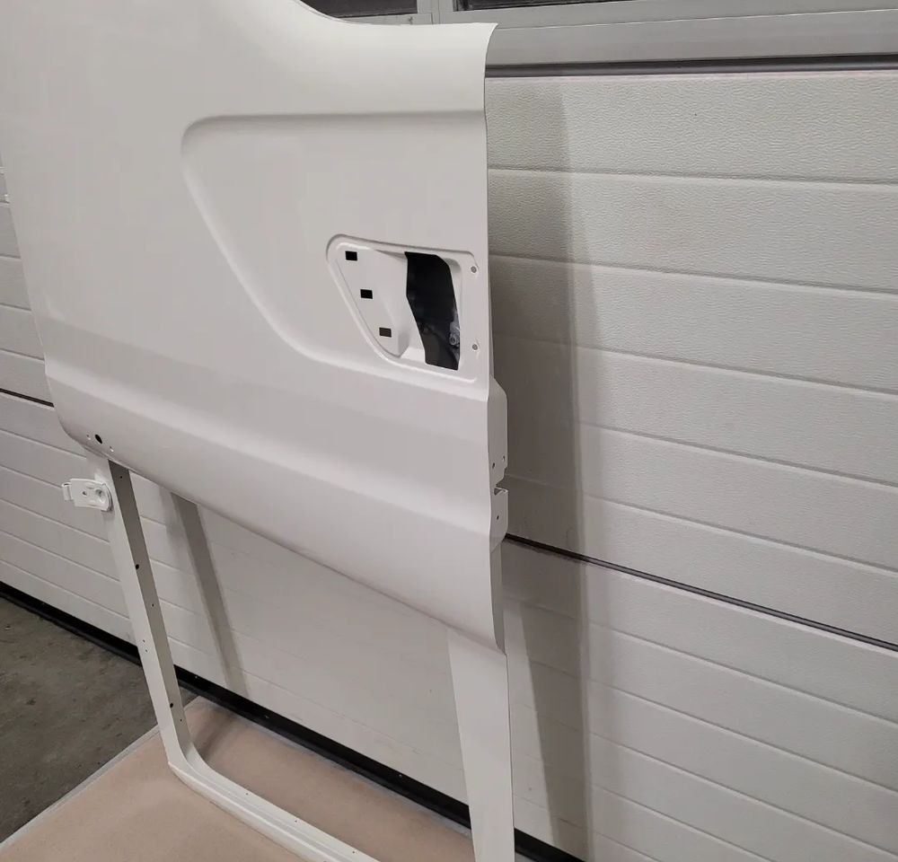 DRZWI SCANIA R PRAWE NOWY ORYGINAŁ - Porta e ricambi per Camion: foto 2 DRZWI SCANIA R PRAWE NOWY ORYGINAŁ - Porta e ricambi per Camion: foto 2