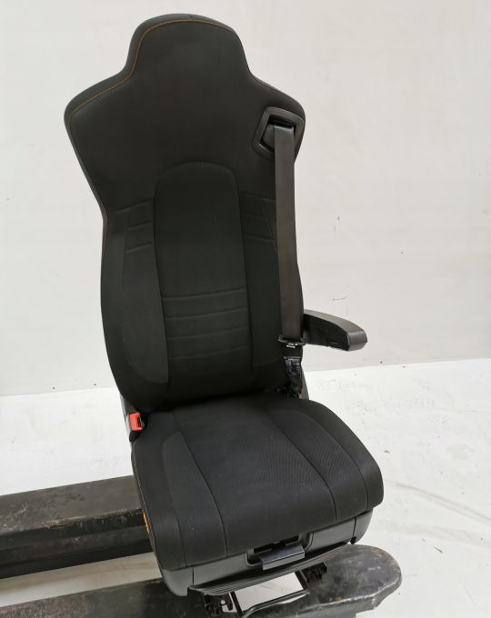 FOTEL KIEROWCY AUTOBUS MAN NEOPLAN ISRI - Sedile per Autobus: foto 1 FOTEL KIEROWCY AUTOBUS MAN NEOPLAN ISRI - Sedile per Autobus: foto 1