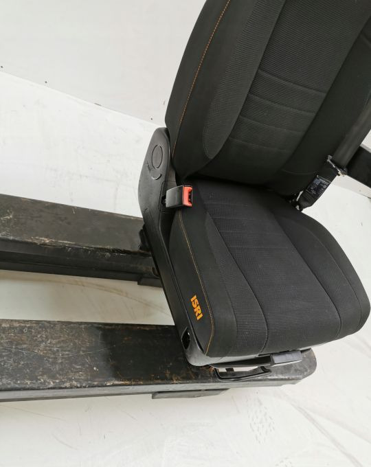 FOTEL KIEROWCY AUTOBUS MAN NEOPLAN ISRI - Sedile per Autobus: foto 3 FOTEL KIEROWCY AUTOBUS MAN NEOPLAN ISRI - Sedile per Autobus: foto 3