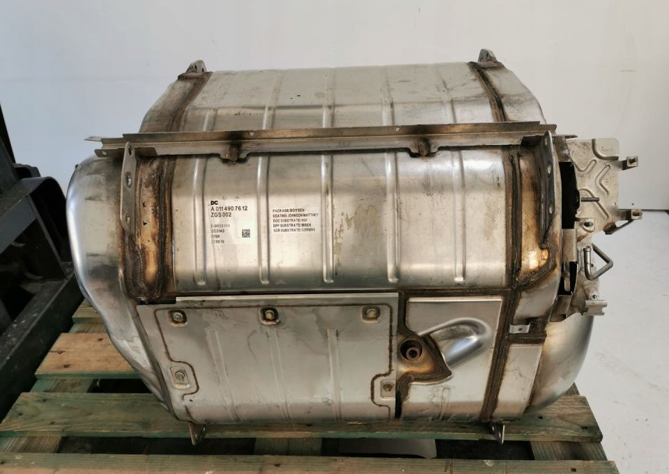 KATALIZATOR MERCEDES ACTROS ANTOS ATEGOA0114907612 - Convertitore catalitico per Camion: foto 1 KATALIZATOR MERCEDES ACTROS ANTOS ATEGOA0114907612 - Convertitore catalitico per Camion: foto 1