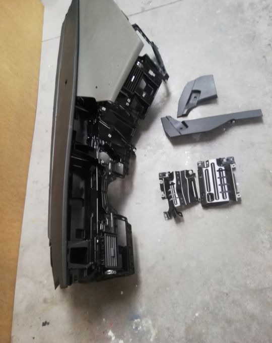 KONSOLA DESKA VOLVO FH4 - Cruscotto per Camion: foto 2 KONSOLA DESKA VOLVO FH4 - Cruscotto per Camion: foto 2