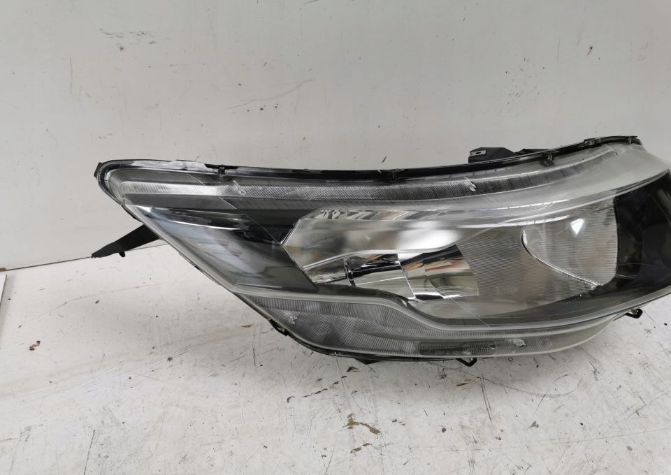 LAMPA IVECO IVECO DAILY ORYGINAŁ PRAWA - Fanale per Furgone: foto 2 LAMPA IVECO IVECO DAILY ORYGINAŁ PRAWA - Fanale per Furgone: foto 2