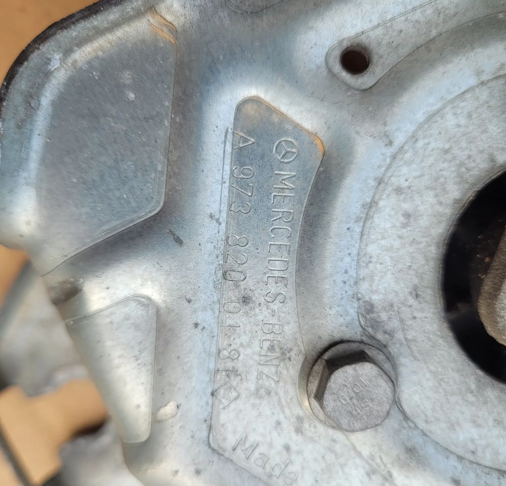 MECHANIZM WYCIERACZEK MERCEDES ATEGO 3 A9738200181 - Tergicristallo per Camion: foto 3 MECHANIZM WYCIERACZEK MERCEDES ATEGO 3 A9738200181 - Tergicristallo per Camion: foto 3