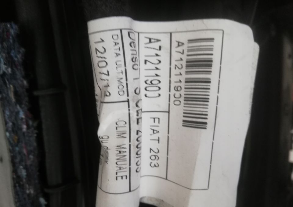 NAGRZEWNICA FIAT DOBLO, COMBO 5Z3200000 - Riscaldamento/ Ventilazione per Furgone: foto 2 NAGRZEWNICA FIAT DOBLO, COMBO 5Z3200000 - Riscaldamento/ Ventilazione per Furgone: foto 2