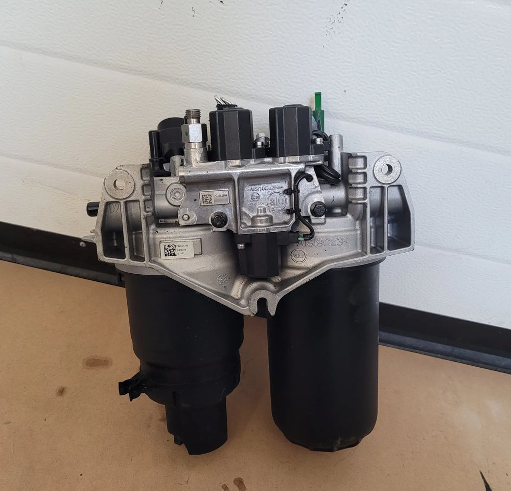 PODSTAWA FILTRA PALIWA VOLVO FH4 ORYGINAŁ 24137484 CHWALIM116 - Filtro carburante per Camion: foto 1 PODSTAWA FILTRA PALIWA VOLVO FH4 ORYGINAŁ 24137484 CHWALIM116 - Filtro carburante per Camion: foto 1