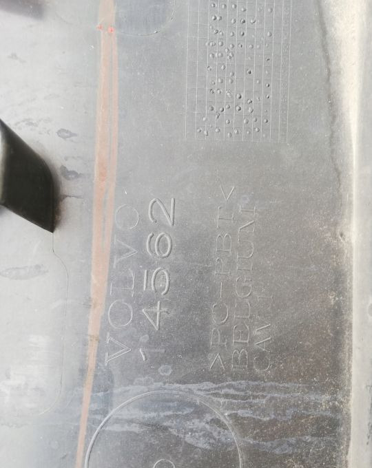 PODSZYBIE VOLVO FH4 ORYGINAŁ - Finestra e ricambi per Camion: foto 4 PODSZYBIE VOLVO FH4 ORYGINAŁ - Finestra e ricambi per Camion: foto 4